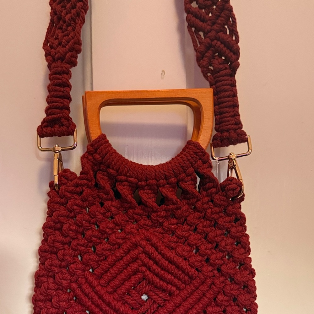 Handcrafted Red Macramé Bag - Picture 5 of 13